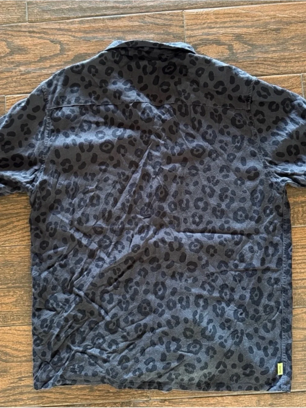 Duvin Gray Leopard-Print Short-Sleeve Shirt